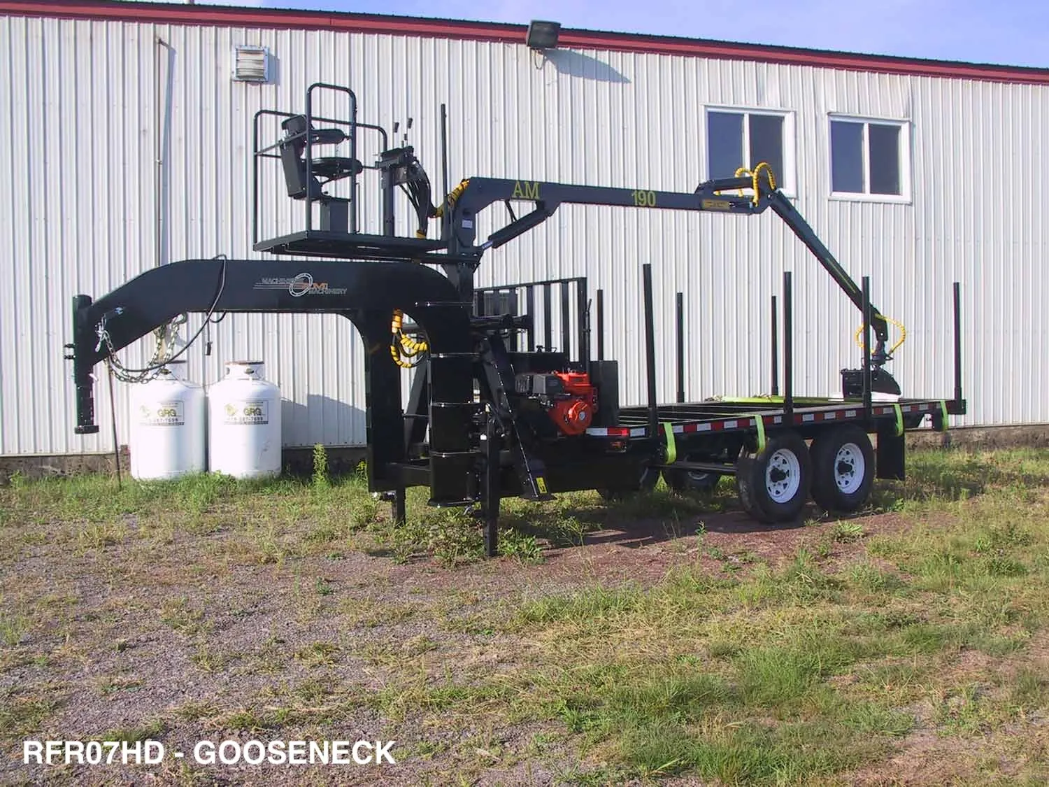 Machinerie AM Inc | "RFR" Series Road & Forestry Trailer | with coupler 2 5/16"/Goose Neck | GVWR  7700 lbs To 30000 lbs